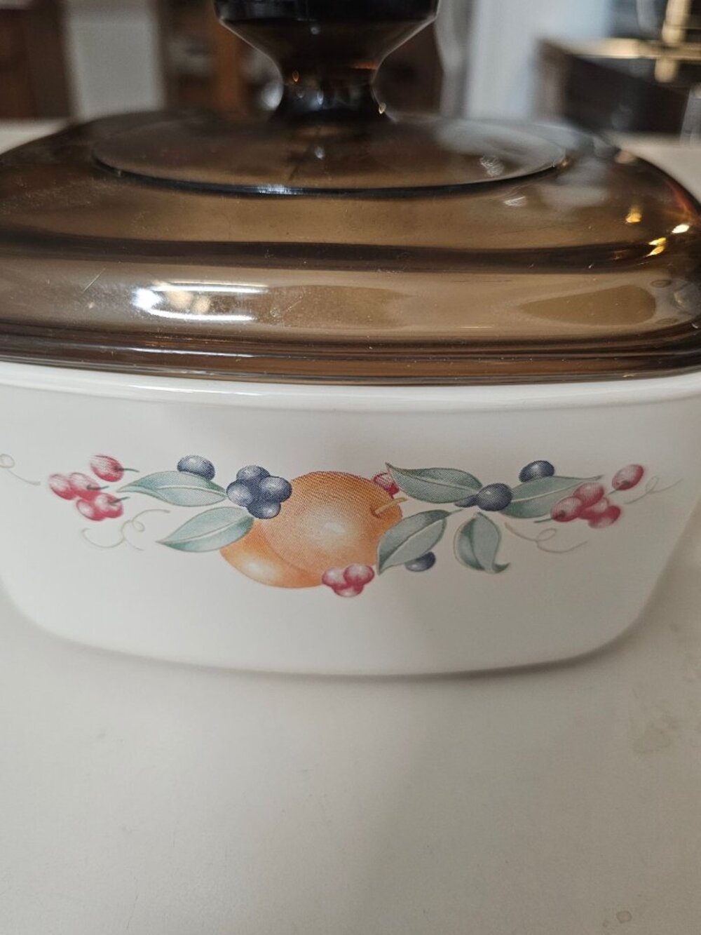 Corelle Abundance Casserole Dish Amber Lid 1.5qt vtg fruit cottage granny core - Picture 4 of 8